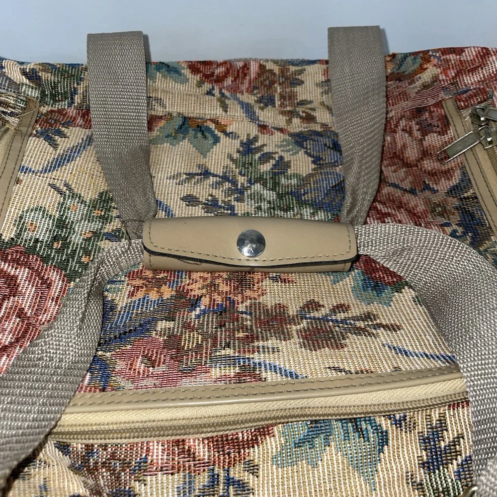 Large Floral Tapestry Duffle Bag Soft Case Beige Multicolor Unisex 22